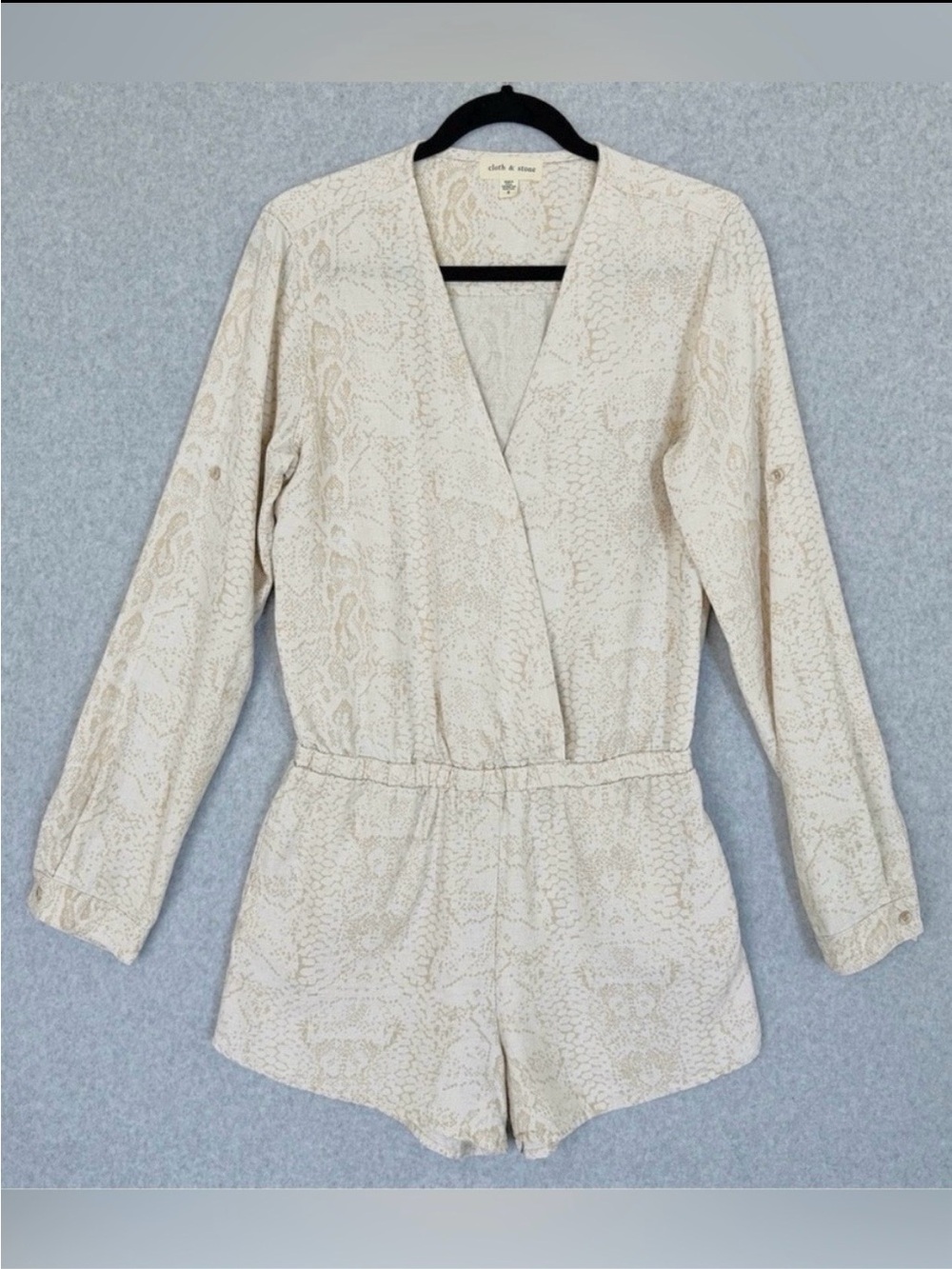 Cloth & Stone Anthropologie Romper Cream Beige Linen Blend Snake Print Size S